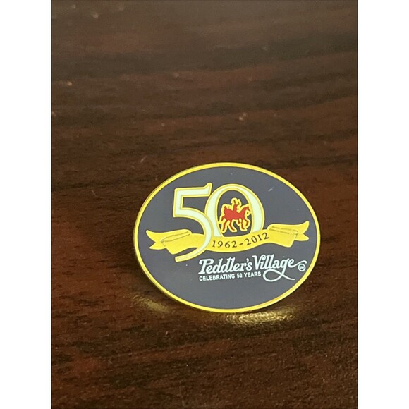 Peddler’s Village 50th Anniversary Lapel Hat Pin - Picture 1 of 3